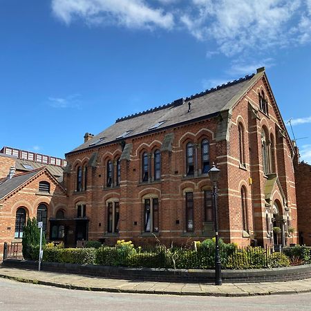 Boutique Chapel Apartment Within City Walls Chester Eksteriør bilde