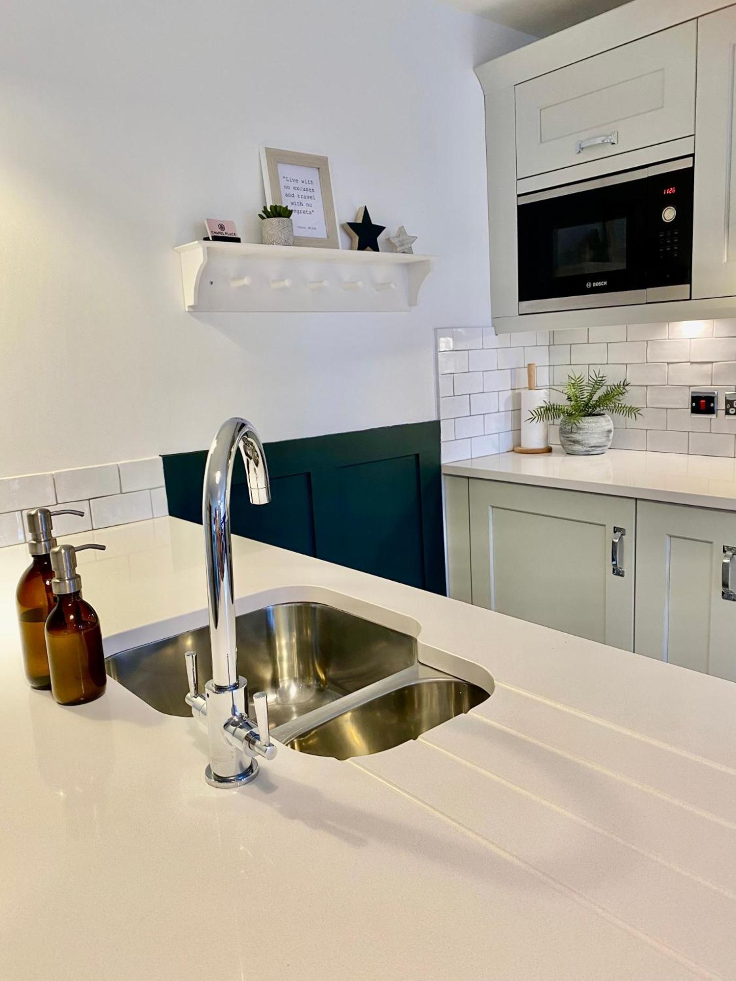 Boutique Chapel Apartment Within City Walls Chester Eksteriør bilde